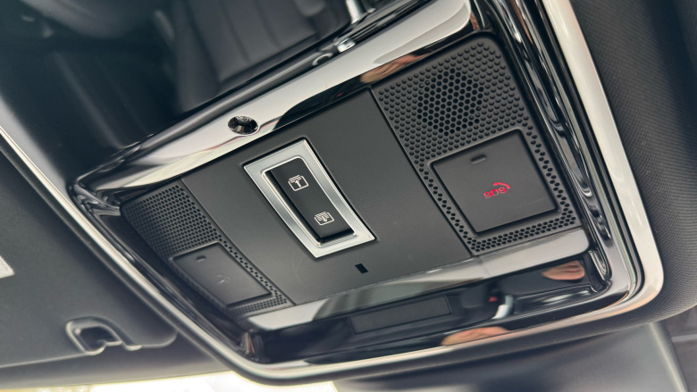 Land Rover Range Rover Sport 3.0 D300 HSE Silver 5dr Auto Diesel Estate